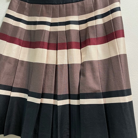 H&M Colored Skirt - Picture 3 of 3